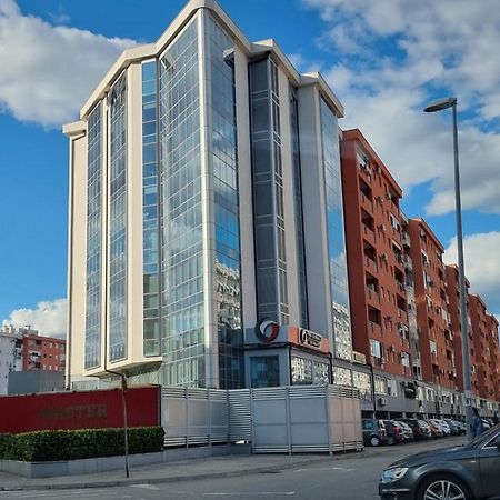 Big Apartment Подгорица Екстериор снимка