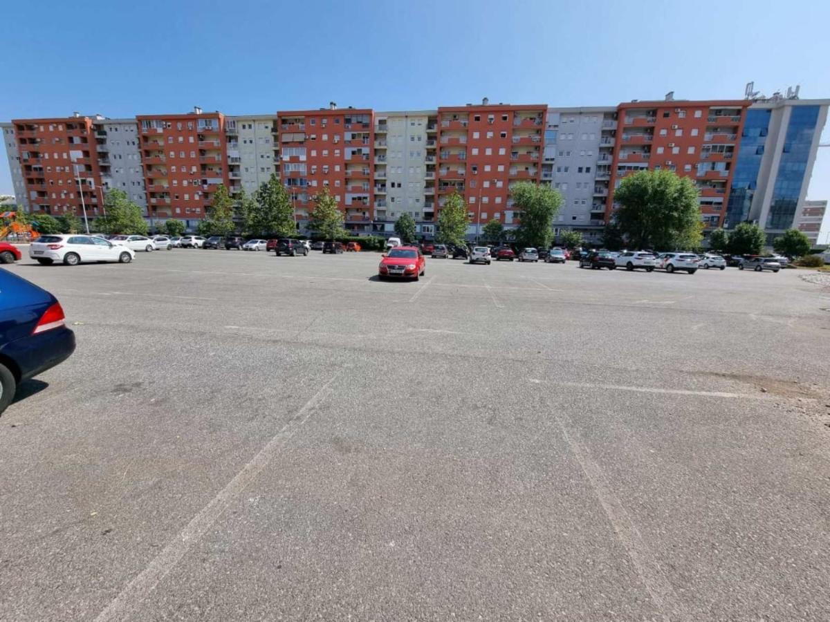 Big Apartment Подгорица Екстериор снимка