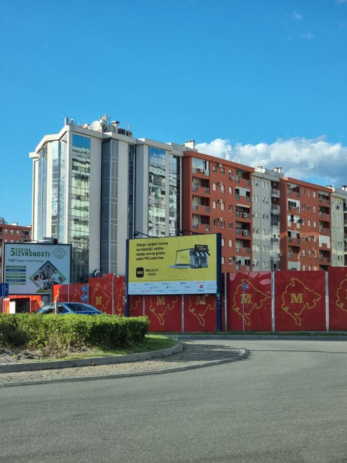 Big Apartment Подгорица Екстериор снимка