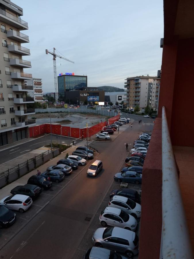 Big Apartment Подгорица Екстериор снимка