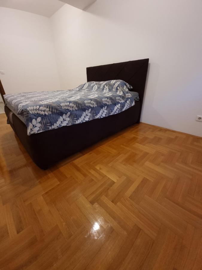 Big Apartment Подгорица Екстериор снимка
