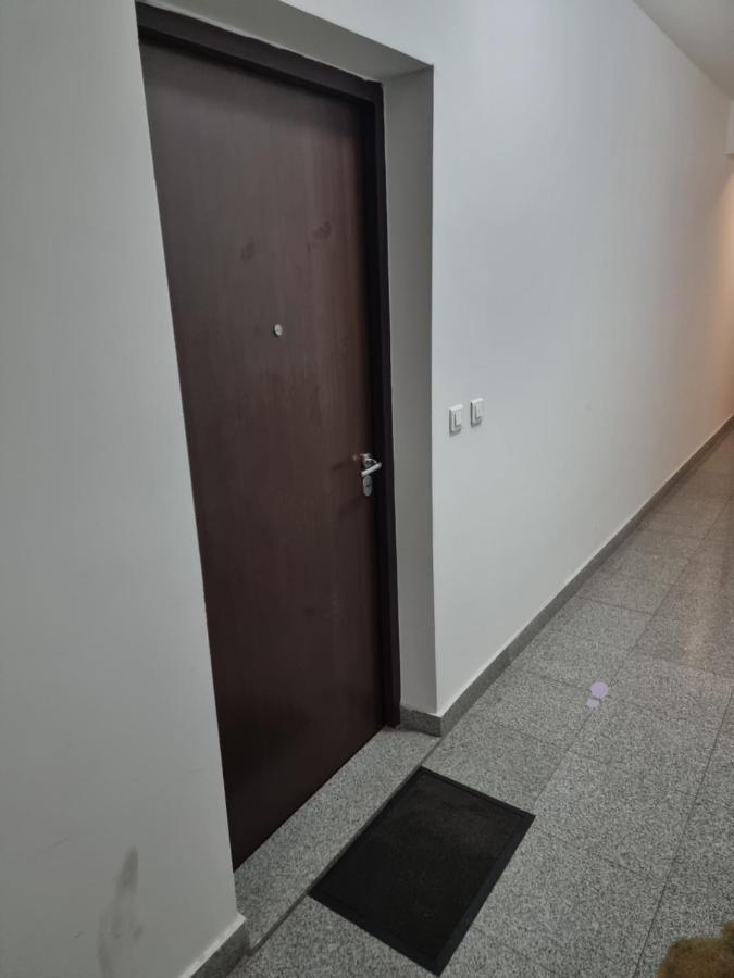 Big Apartment Подгорица Екстериор снимка
